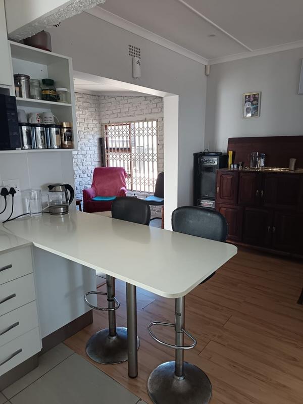 4 Bedroom Property for Sale in Heiderand Western Cape